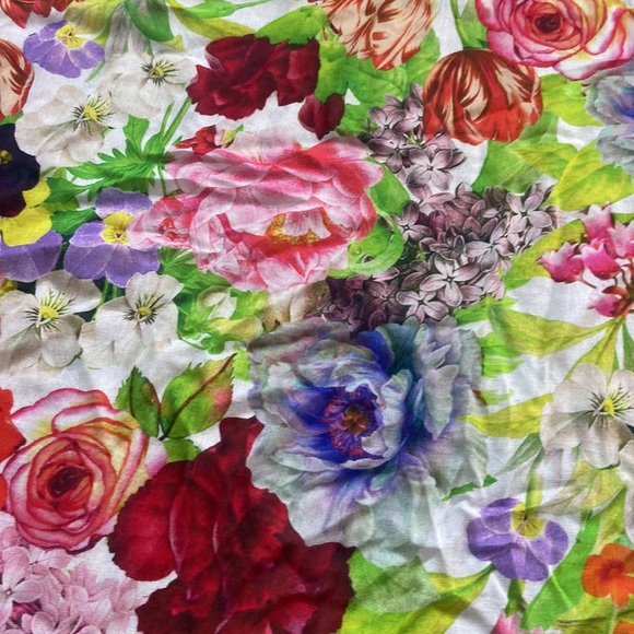 Large Floral Frayed Scarf/Sarong - Picture 5 of 8